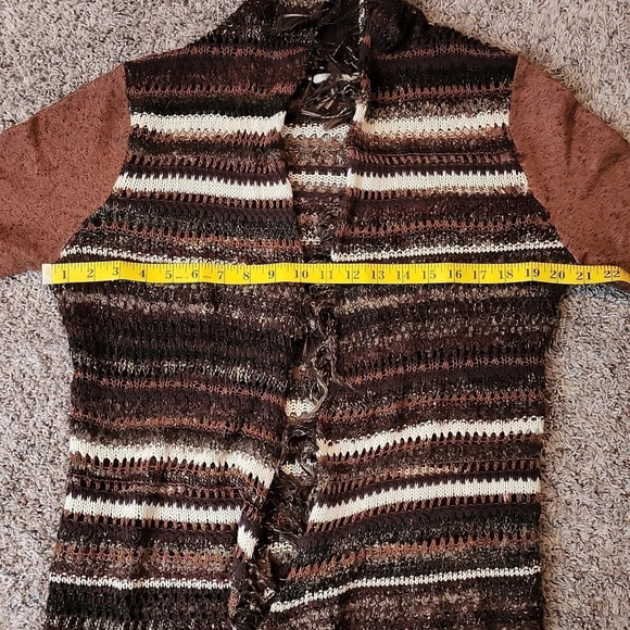 BKE Fringed Brown Sweater Open Cardigan Size Small - Picture 15 of 16